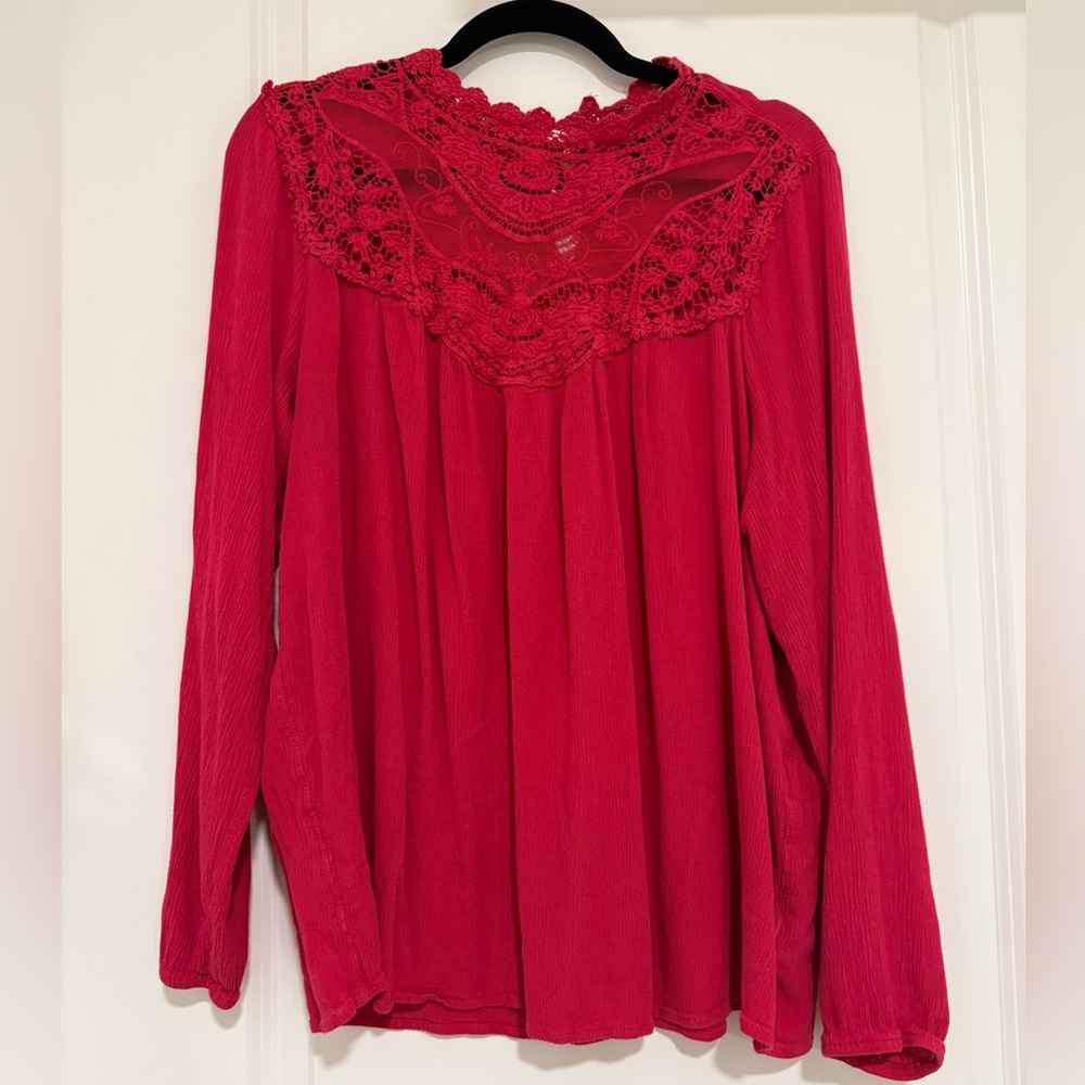 Elegant Red Lace Women's Top 1x
